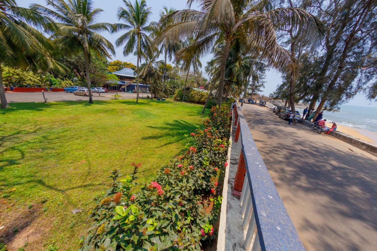 Kappad Beach Resort Chemancheri Exterior photo
